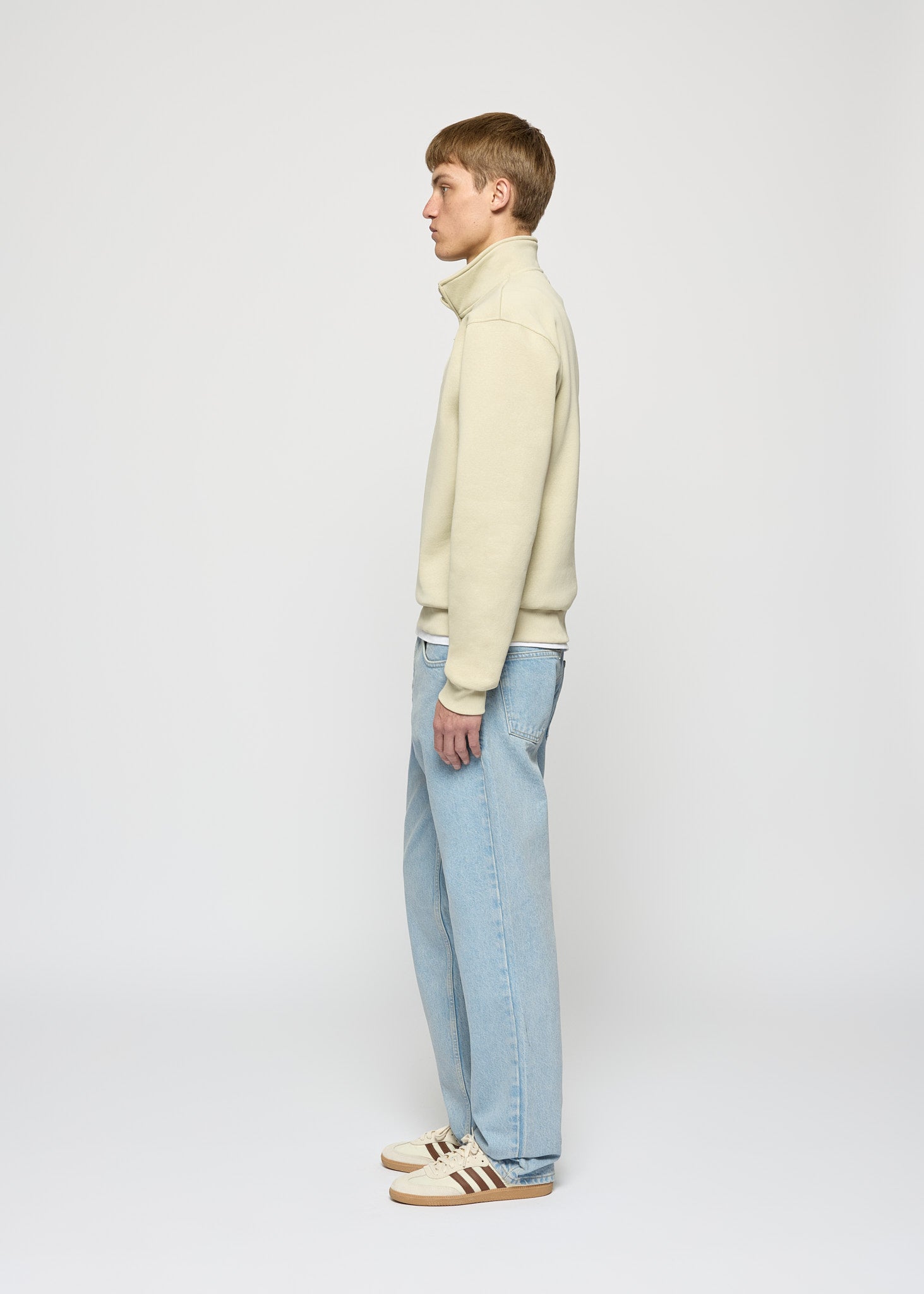 Essential Mock Neck Zip