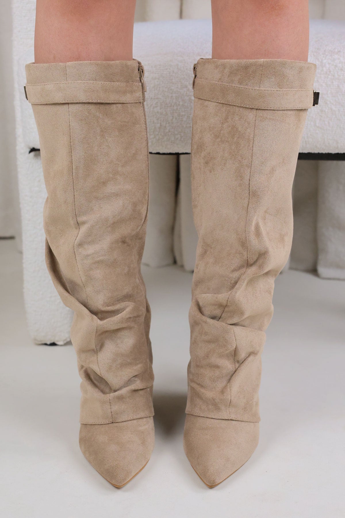 Calianté Shark Boots Slouch- Champagne Beige