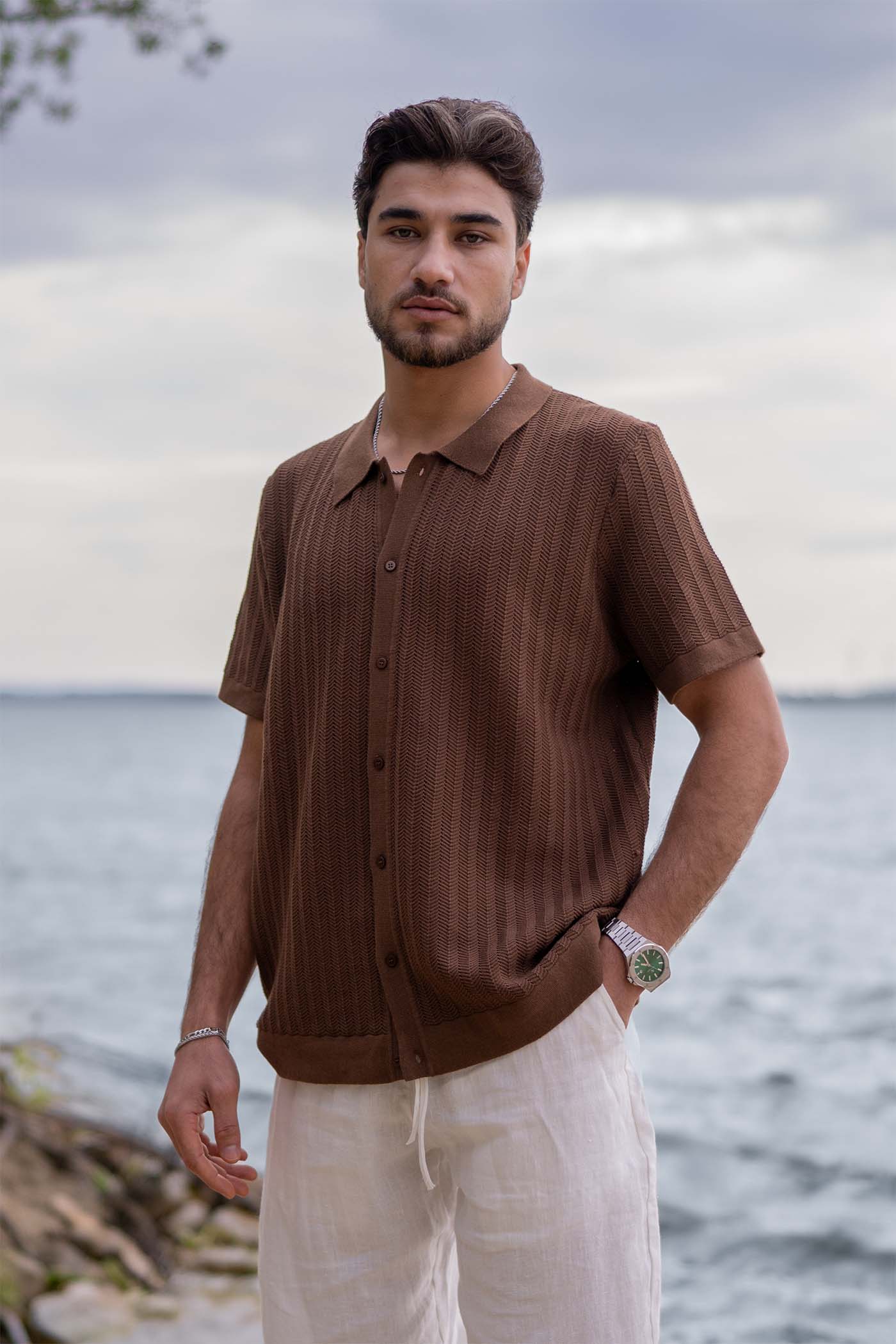 KNITTED SHORT SLEEVE SHIRT