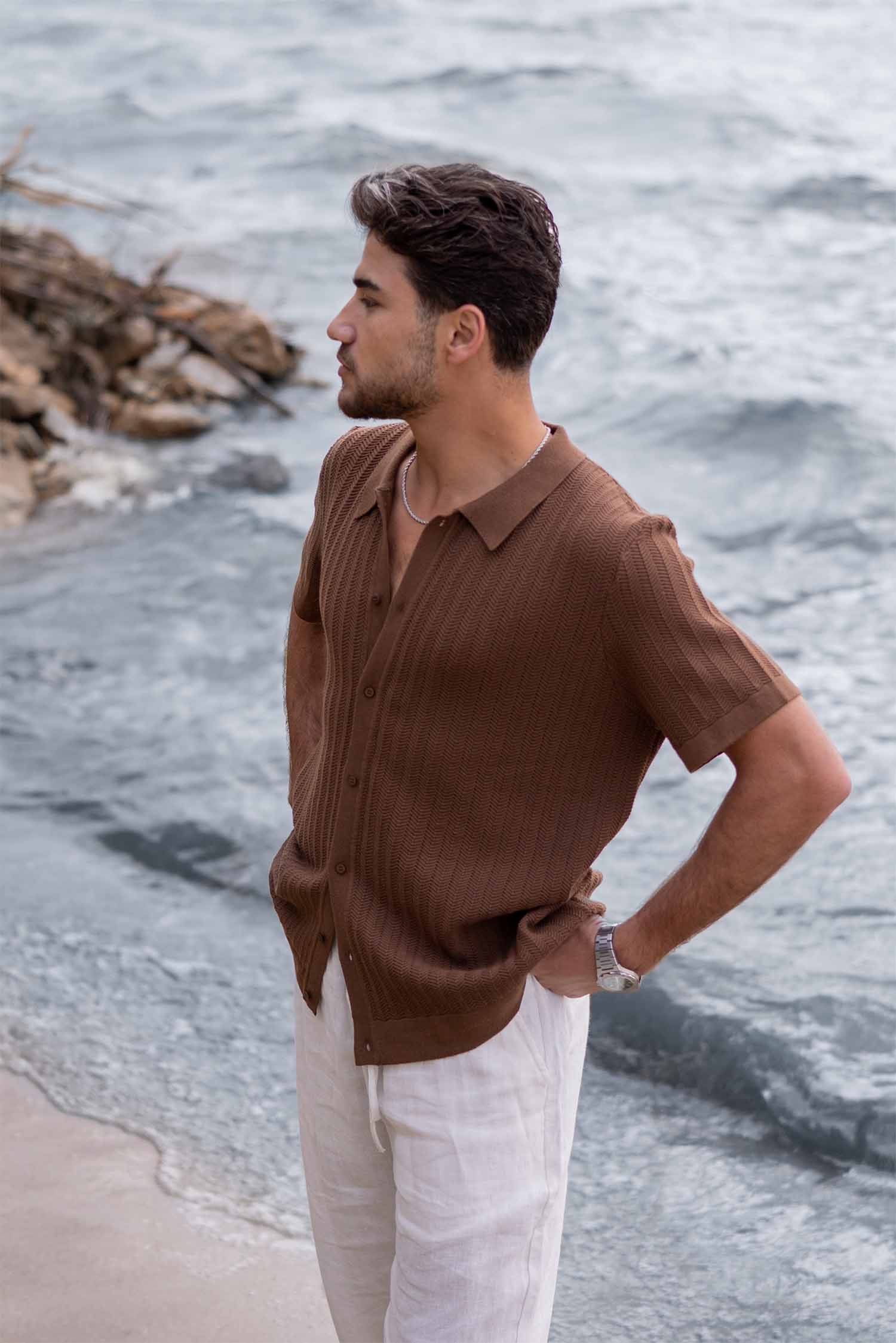 KNITTED SHORT SLEEVE SHIRT